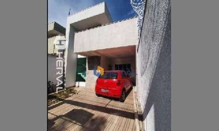 Sobrado com 3 dormitórios à venda, 200 m² por R$ 780.000,00 - Jardim Ipanema - Maringá/PR