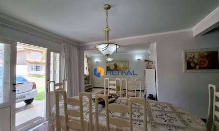 Sobrado com 3 dormitórios à venda, 189 m² por R$ 970.000,00 - Zona 05 - Maringá/PR