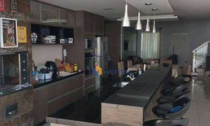 Sobrado com 3 dormitórios à venda, 180 m² por R$ 890.000,00 - Jardim Itália II - Maringá/PR