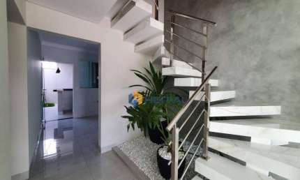 (Aceita troca) Casa/Sobrado com 3 quartos à venda, 126 m² por R$ 740.000 - Jardim Dias II - Maringá/PR