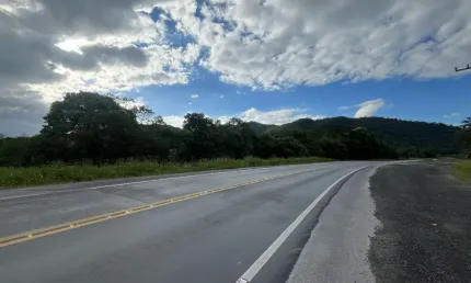 Chácara / sítio à venda na Zona Rural, Itapoá 