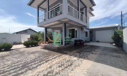 Casa à venda localizada no Gravatá, NAVEGANTES - SC, a 960 metros da praia.