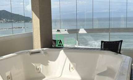 Cobertura com vista panorâmica à venda, 244,00 metros quadrados, na praia GRAVATÁ, NAVEGANTES - ,SC