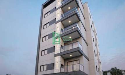 Apartamento à venda, CENTRO, NAVEGANTES - SC Quadra mar com 2 suítes.