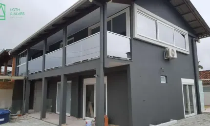 Casa à venda com 05 dormitórios, gravatá, navegantes - sc