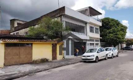 Casa com 03 Quartos e Loja no Engenho do Meio, Recife