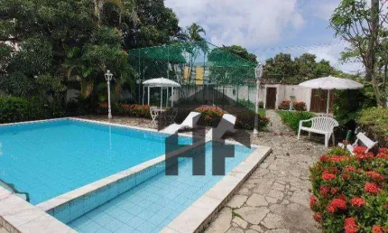 Casa de 273m², com 4 quartos à venda, localizada em Candeias - Jaboatão dos Guararapes - Pernambuco.