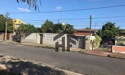 Casa de 360m² à venda com 3 quartos (1 suíte), localizada no Cordeiro, Recife - Pernambuco.