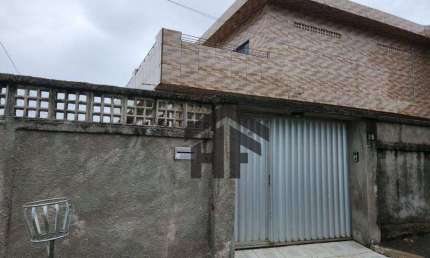 Casa de 252m² à venda, com 5 quartos e 1º andar, localizada, no Ibura, Recife - Pernambuco.