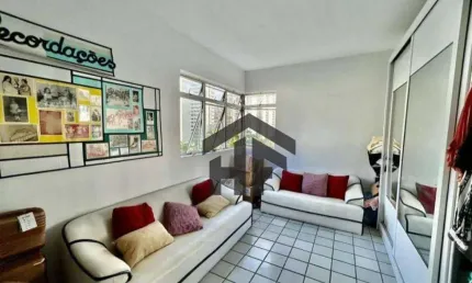 Apartamento de 240m² à venda, com 04 quartos (1 suíte), localizado em Boa Viagem, Recife - Pernambuco.