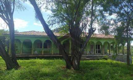 Granja de 3,7 hectares à venda, com casa de 4 quartos (suíte), localizada em Paudalho - Pernambuco.