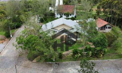 Casa com 260m² à venda, com 5 quartos (2 suítes), localizada em Porta Florada, Gravatá - Pernambuco.