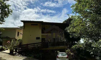 Casa de 349m² à venda, com 6 quartos (1 suíte), localizada em Aldeia, Camaragibe - Pernambuco.,