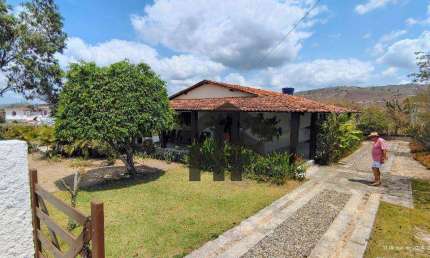 Casa de 236,13m² à venda, com 3 quartos (2 suítes), localizada no Loteamento Jardim de Gravatá, Sairé - Pernambuco.