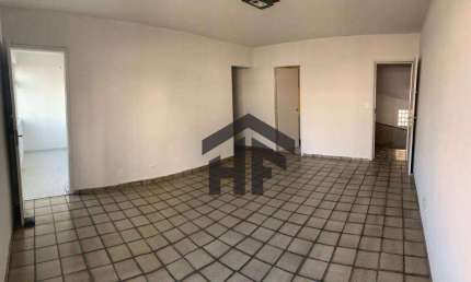Apartamento de 100m² à venda, com 3 quartos (1 suíte), localizado na Torre, Recife - Pernambuco.