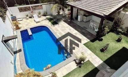 Casa de 220m² à venda, com 5 quartos suítes, localizada no Centro, Tamandaré - Pernambuco.