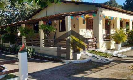 Chacara de 3000m² à venda, com 4 quartos (1 suíte), localizada em Chã de Onça, Paudalho - Pernambuco.