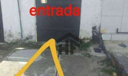 Duas casas de área total 275m², à venda, 5 quartos, localizada na Torre, Recife - Pernambuco.