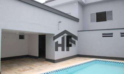 Casa de 460m², no terreno de 1.100m², à venda com 6 quartos, localizada em Piedade, Jaboatão dos Guararapes - Pernambuco.