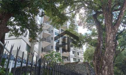 Apartamento de 247m² à venda, com 5 quartos (2 suítes), localizado no Espinheiro, Recife - Pernambuco.