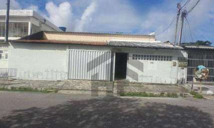 Casa Residencial ou Comercial de 314m²,  localizada no Jardim São Paulo, Recife - Pernambuco.