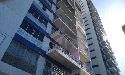 Apartamento de 170m² à venda, com 3 quartos (1 suíte), localizado na Boa Vista, Recife - Pernambuco.