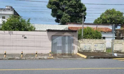 Casa de 225m² à venda, com 3 quartos (1 suíte), localizada no Ipsep, Recife - Pernambuco.
