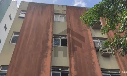 Apartamento de 100m² à venda, com 3 quartos (1 suíte), localizado em Candeias, Jaboatão dos Guararapes - Pernambuco.