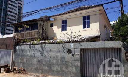 Casa Comercial de 364m² à venda, localizado na Madalena, Recife - Pernambuco.