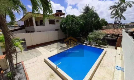 Casa com 08 quartos, localizada em Fragoso, Olinda - Pernambuco