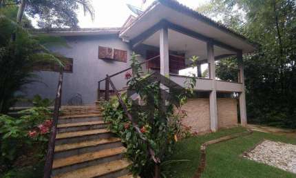 Casa de 280m² à venda, com 3 quartos (2 suítes), localizada Aldeia, Camaragibe - Pernambuco.