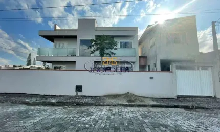 Casa com 2 quartos à venda na Curt S V Hertwig, 62, Meia Praia, Navegantes por R$ 1.300.000