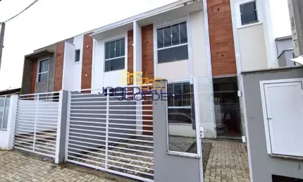 Casa com 3 quartos à venda na Rua José Lino Rocha, 72, Meia Praia, Navegantes por R$ 699.000