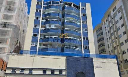 Apartamento com 3 quartos à venda na Avenida Prefeito Cirino Adolfo Cabral, 1015, Centro, Navegantes por R$ 1.350.000