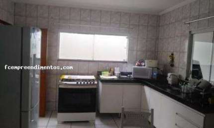 Casa para Venda em Limeira, Parque Hippolyto, 2 dormitórios, 1 suíte, 2 banheiros, 2 vagas