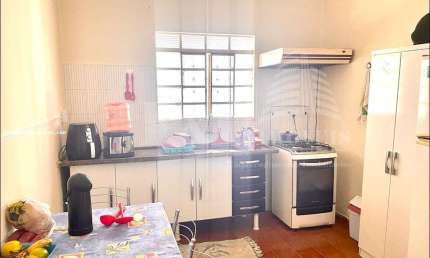 Casa para Venda em Limeira, Vila Queiroz, 2 dormitórios, 1 banheiro, 2 vagas
