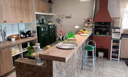 Casa para Venda em Itaí, Área Rural de Itaí, 4 dormitórios, 1 suíte, 2 banheiros, 2 vagas