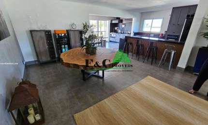 Casa para Venda em Arandu, Riviera de Santa Cristina I, 3 dormitórios, 3 suítes, 1 banheiro, 2 vagas