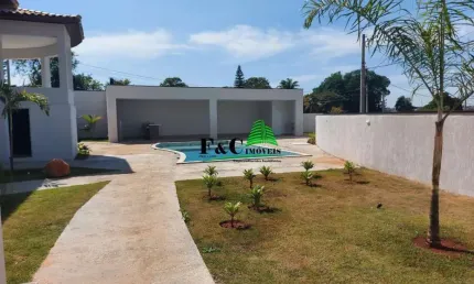 Casa para Locação em Limeira, Residencial Florisa, 3 dormitórios, 3 suítes, 2 banheiros, 5 vagas