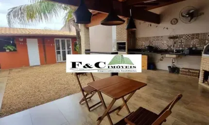 Casa para Venda em Piracicaba, Pompéia, 2 dormitórios, 2 suítes, 4 banheiros, 2 vagas