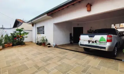 Casa para Venda em Limeira, Parque Residencial Stahlberg, 3 dormitórios, 1 suíte, 2 banheiros, 2 vagas