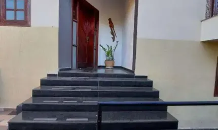 Casa para Venda em Americana, Vila Santa Maria, 3 dormitórios, 1 suíte, 3 banheiros, 8 vagas