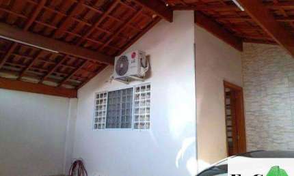 Casa para Venda em Limeira, Jardim Residencial Graminha II, 3 dormitórios, 1 suíte, 2 banheiros, 2 vagas