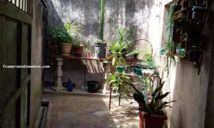 Sobrado para Venda em Limeira, Parque Novo Mundo, 3 dormitórios, 2 banheiros, 2 vagas