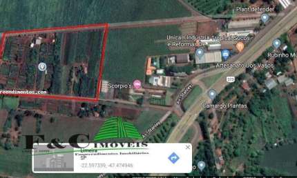 Terreno à venda no Bairro Parronchi, Limeira 