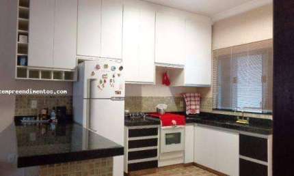 Casa para Venda em Santa Cruz da Conceição, Jardim Alto das Águas, 3 dormitórios, 1 banheiro, 4 vagas