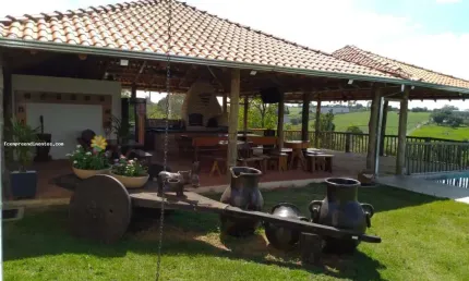Chácara para Venda em Limeira, PINHAL, 5 dormitórios, 4 suítes, 2 banheiros, 1 vaga