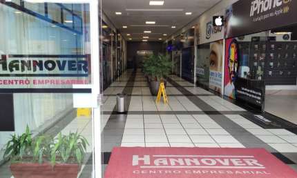Sala Térrea C/ 65,00 m2   - Centro  ( Centro Empres. Hannover) Locada por R$1.500,00 mensais