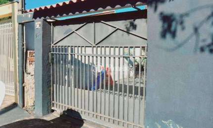 Casa com 3 quartos à venda na Rua Soldado Engrácio Francisco de Andrade, 211, Jardim do Leste, Londrina, 88 m2 por R$ 300.000