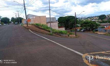 Terreno à venda, 450 m² por R$ 250.000,00 - Coroados - Londrina/PR